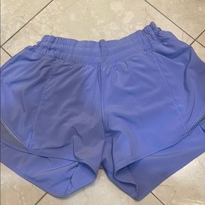 Hotty hot shorts rare color LULULemon